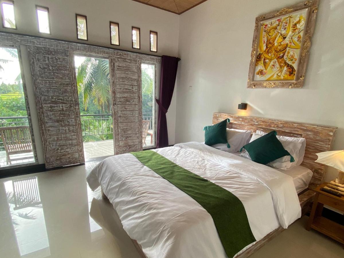 Queen Room with Balcony