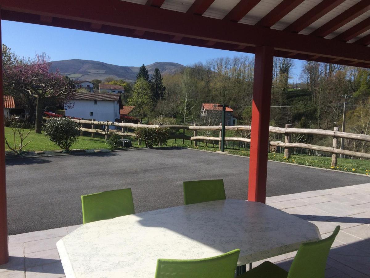 GITE URSUYA 3 étoiles de plain-pied idéalement situé - B&B Hasparren
