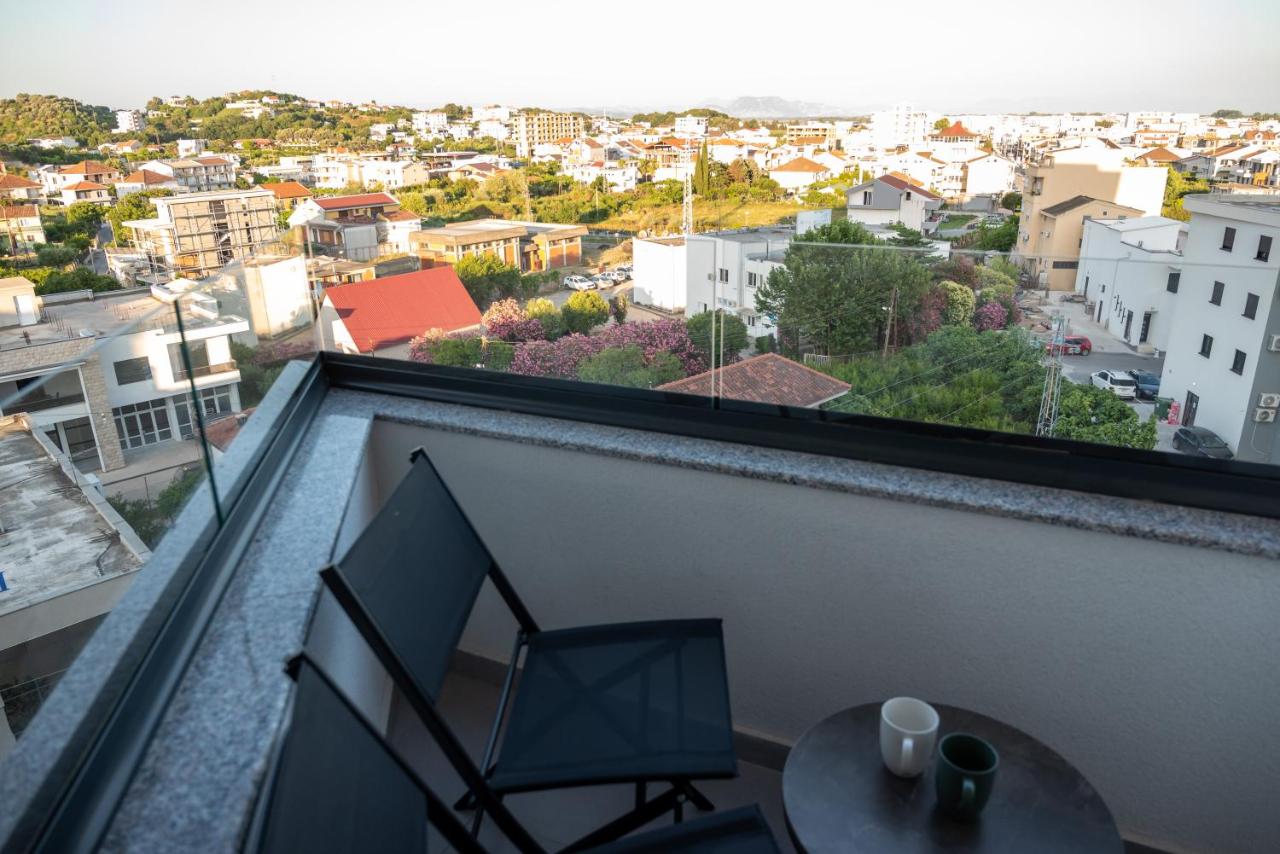 Urban Nest Apartment - Bed and Breakfast Ulcinj