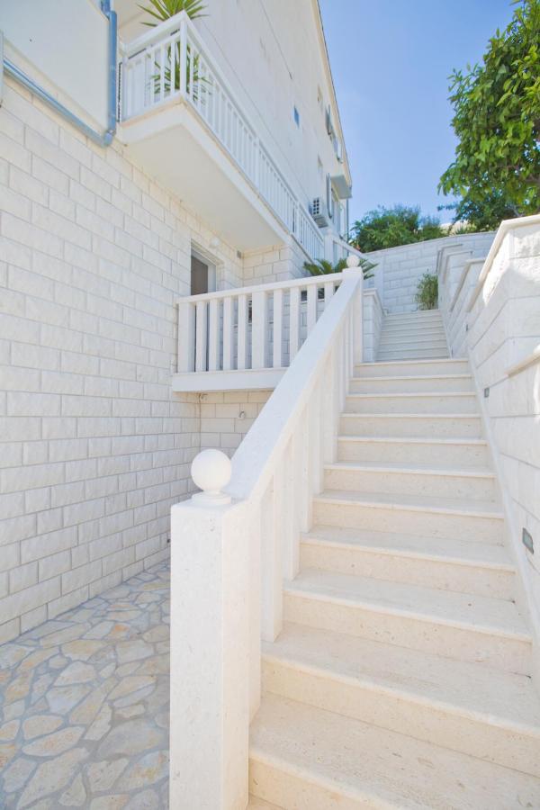 Hvar Pavičić Top View apartments - B&B Lesina