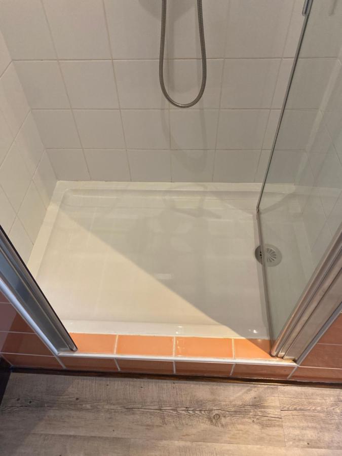 Chez Pat et Olive - gîte 2 personnes- Bagnères de Bigorre - B&B