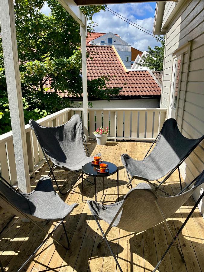 Summer in Grimstad - apartment - B&B Grimstad