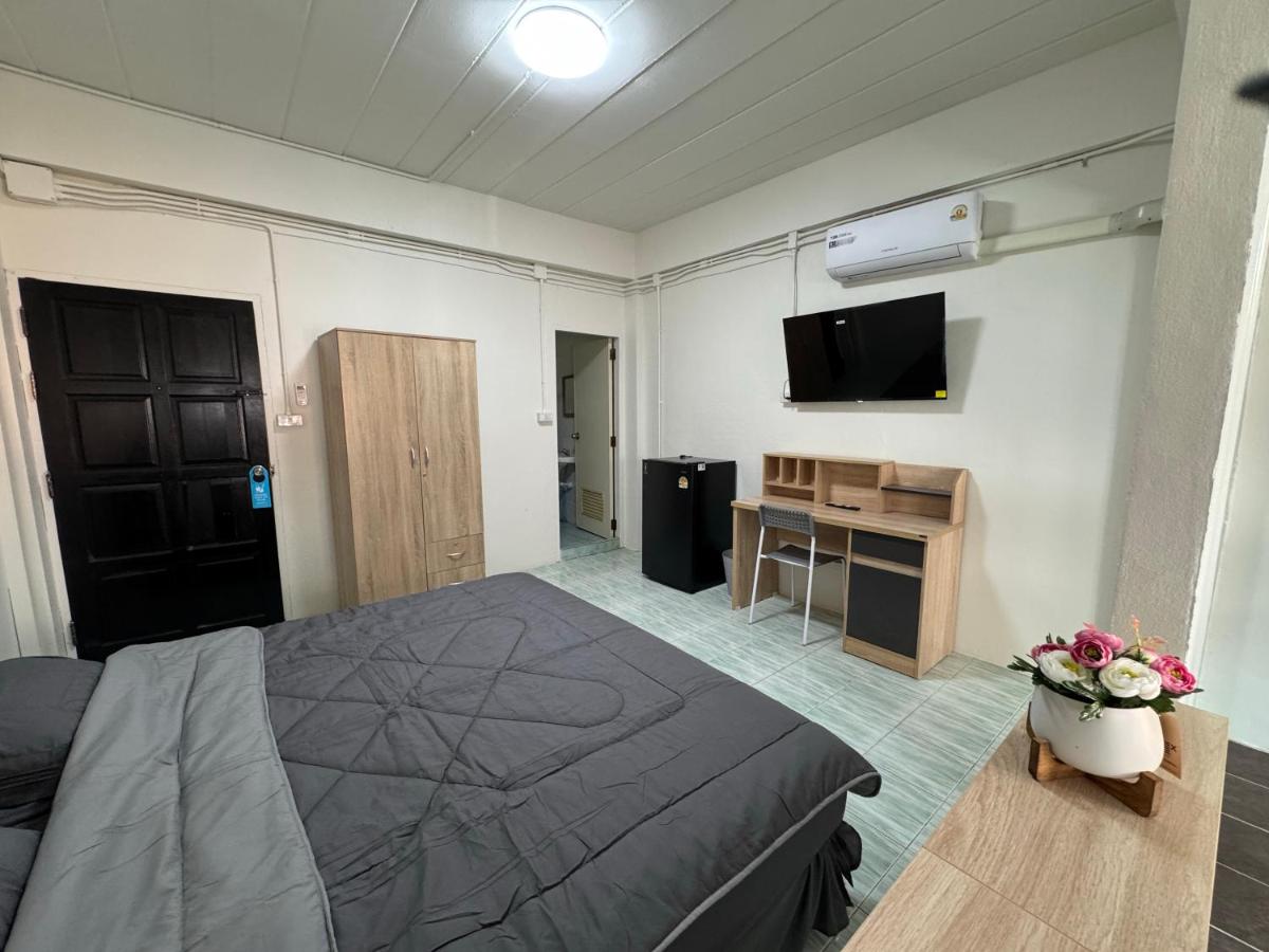 Doppelzimmer mit Balkon