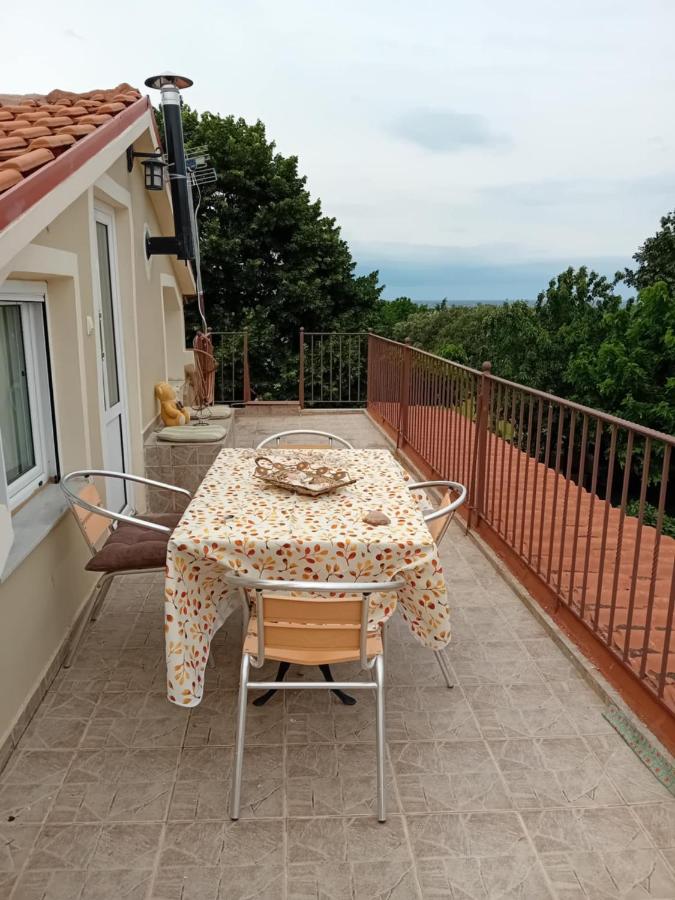Thea Sotiritsa - B&B