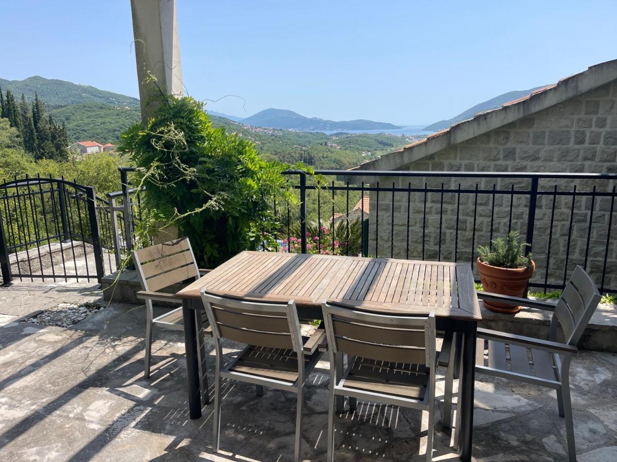 Apartment Olivia - Bed and Breakfast Herceg Novi