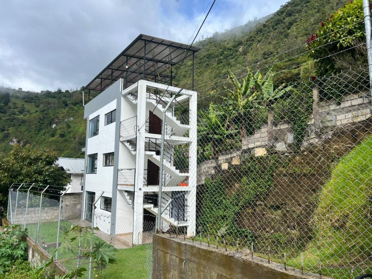 Urban Ground Suite - Chambres d’hôtes Baños