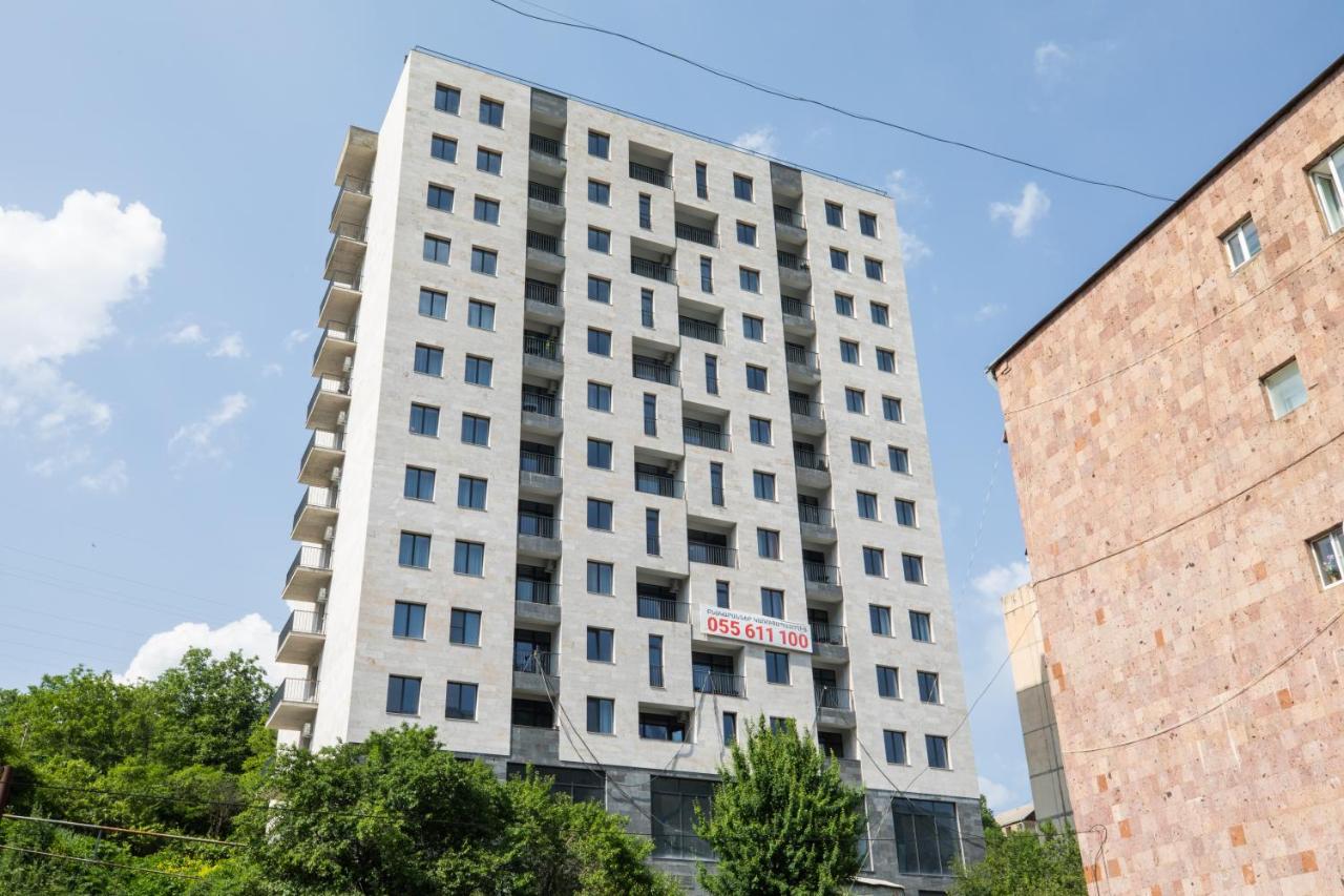 white house - Bed and Breakfast Dilijan