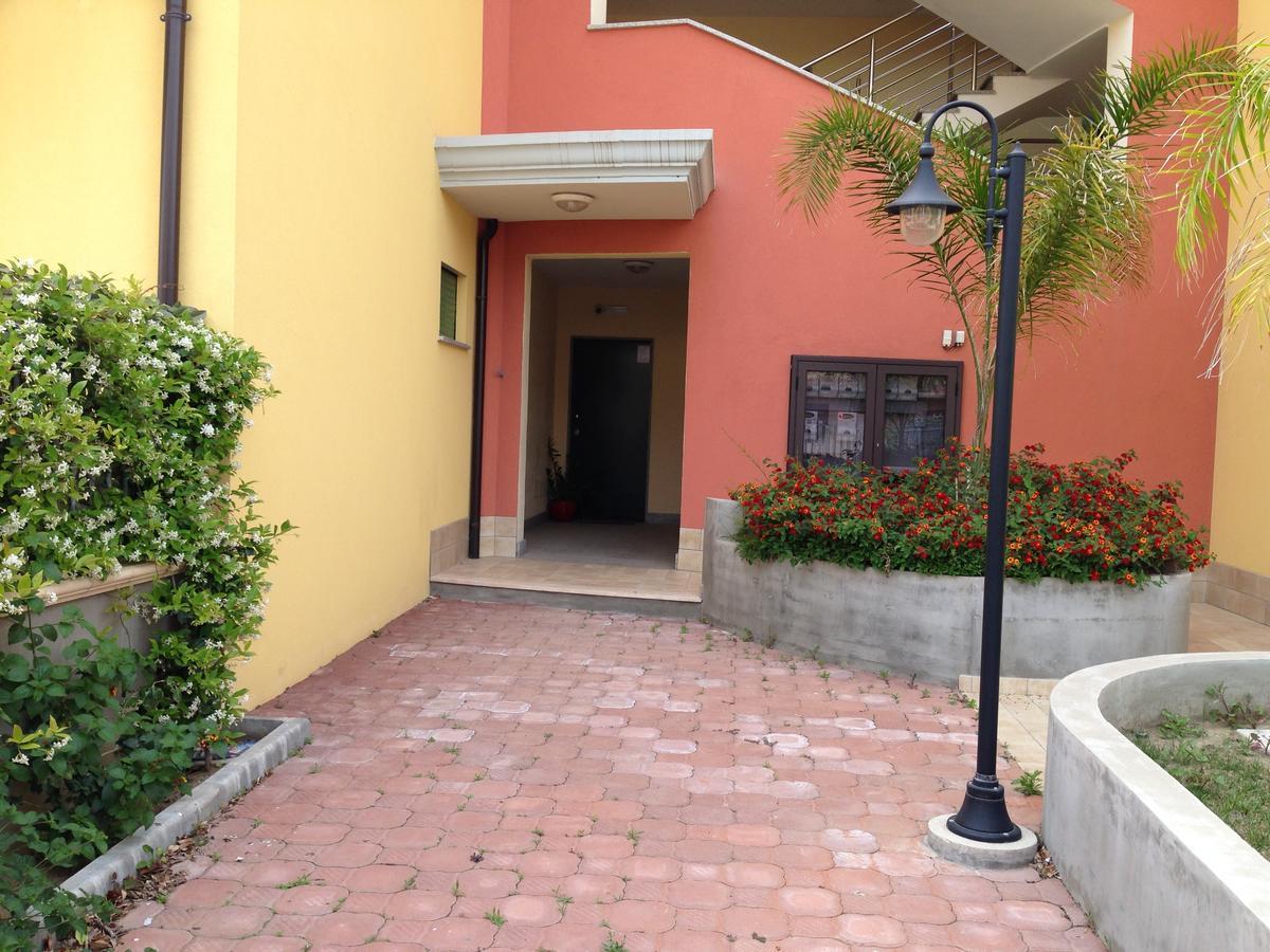 Pizzo Marinella - Ferienwohnung Pizzo