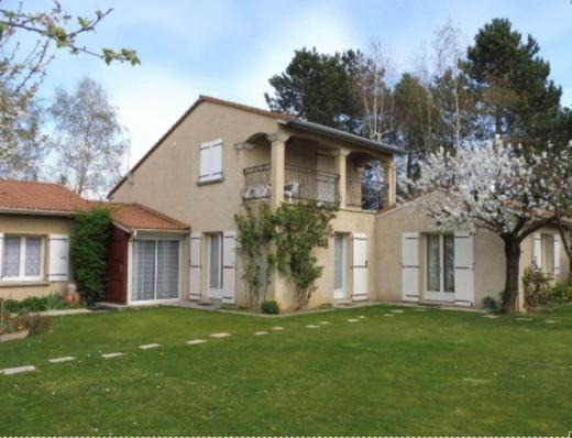 Les Cigales - Bed and Breakfast Montélier