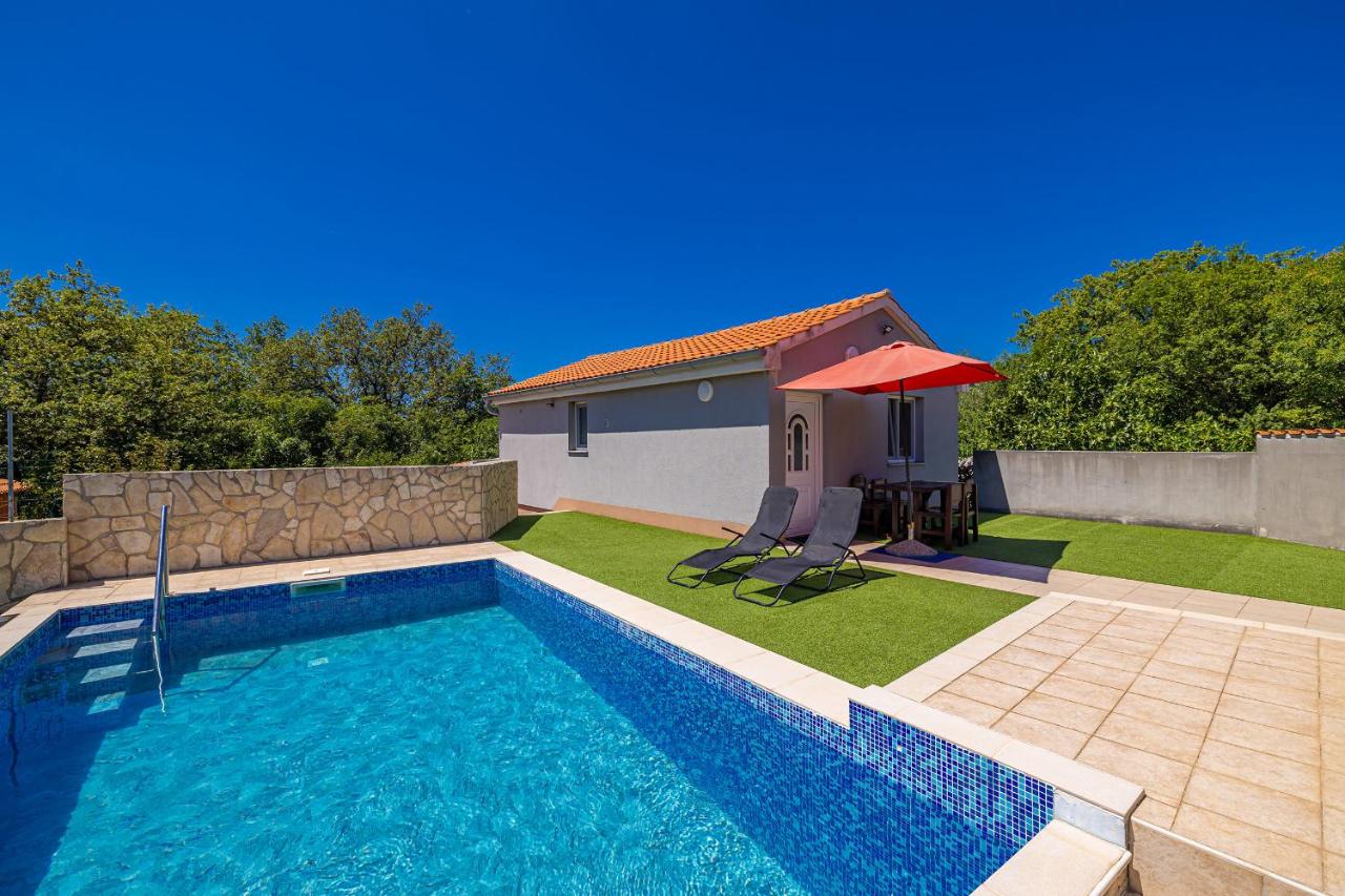 Holiday Home Boro - B&B Linardići