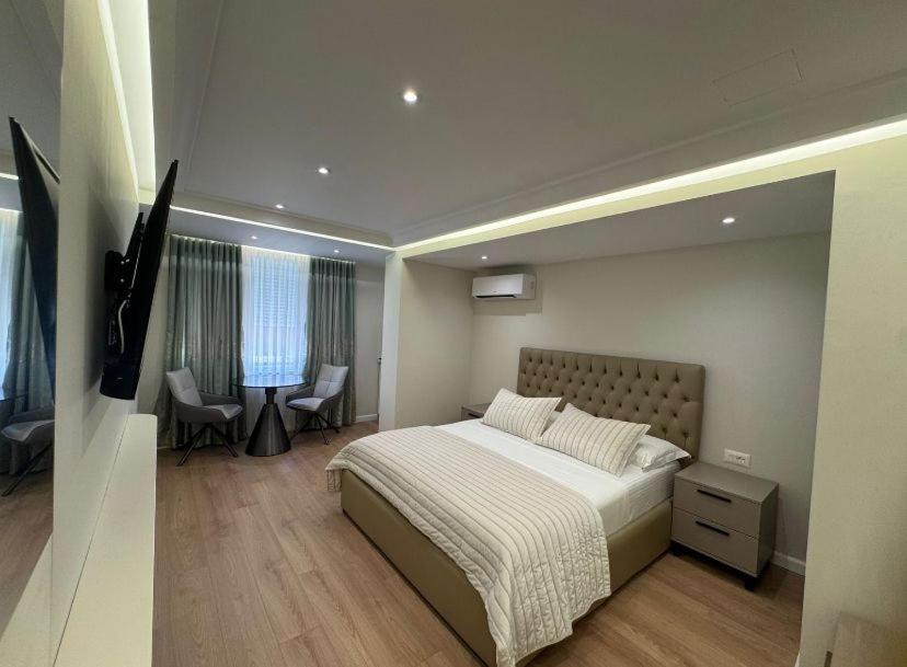 Willson Apartments - Ferienwohnung Tirana