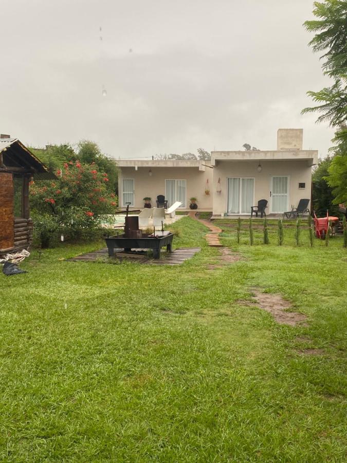lo de lucio - Bed and Breakfast Almafuerte