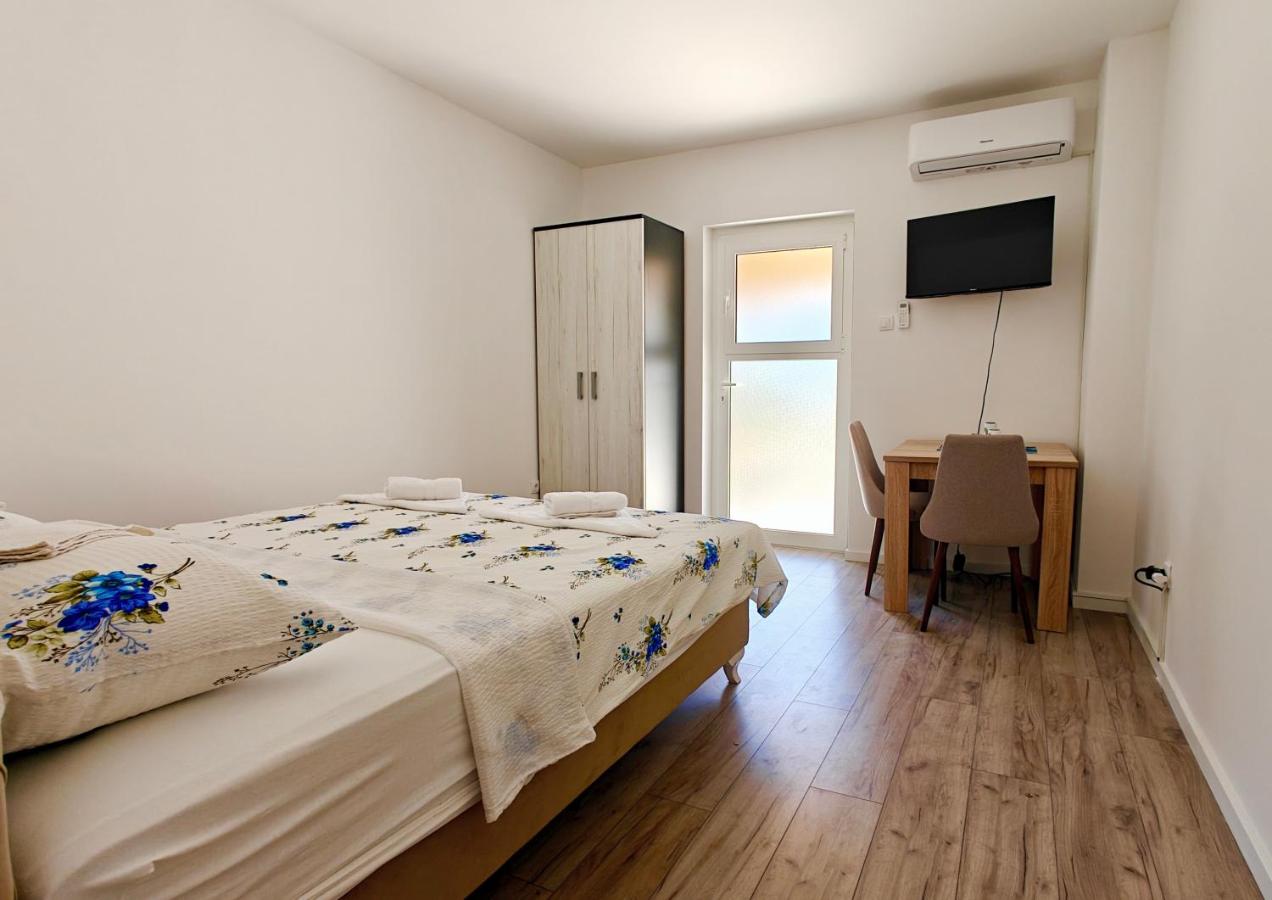 Apartman Ilijana25 - B&B