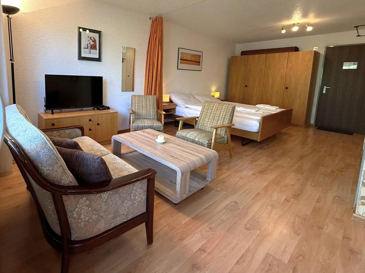 Royal 33 - Ferienwohnung Leukerbad