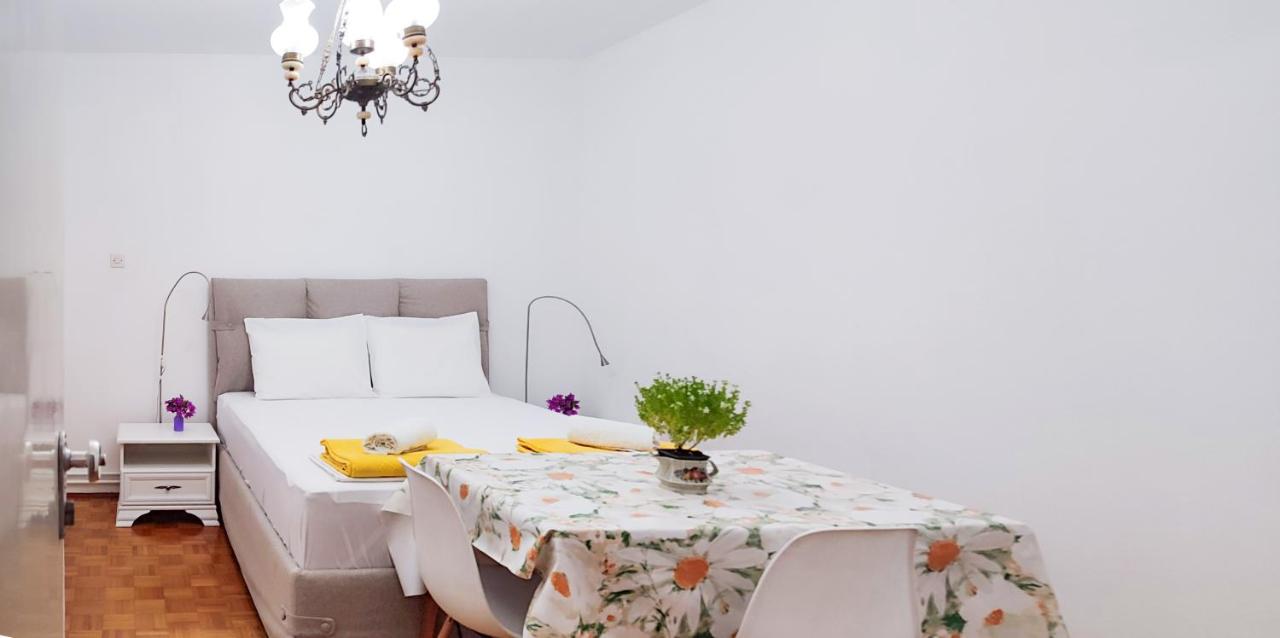 Guesthouse Porobic Double Room - B&B