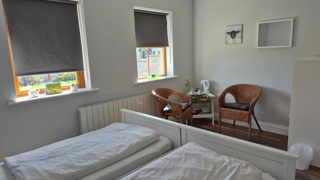 Twin Room with Mountain View