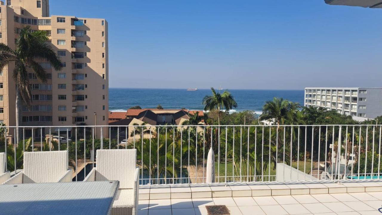 Marine Beach 2 Bedroom Apartment Umhlanga - B&B Durban