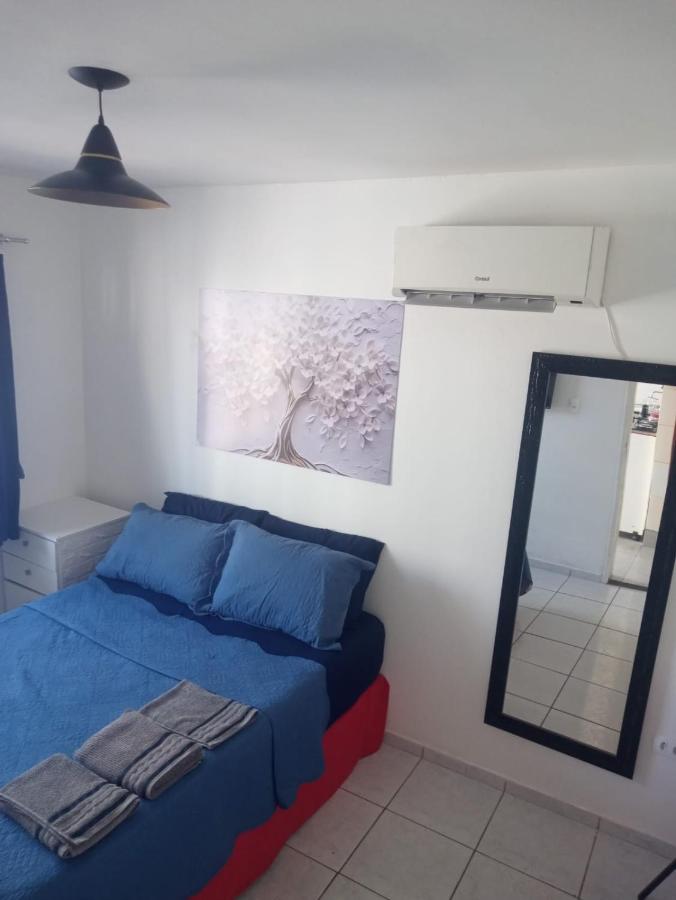 Loft Apartamento Terreo Deck em São José - Ferienwohnung Sao Jose