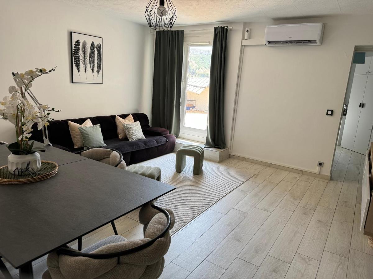 Belle appartement calme proche aéroport 80m2 - B&B