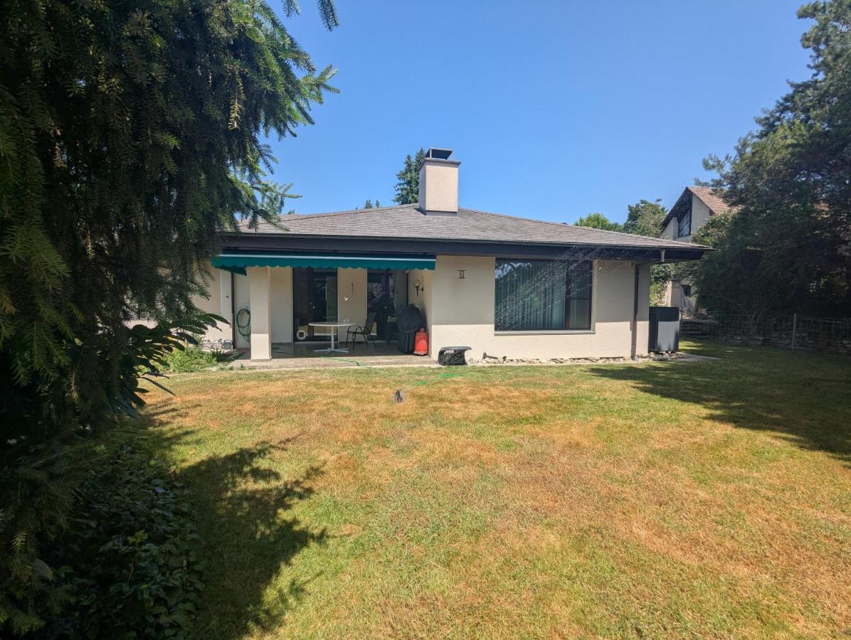 Entire House, Terrace, Garden, BBQ, 3 TVs - Zurich Region - Bed and Breakfast Höri