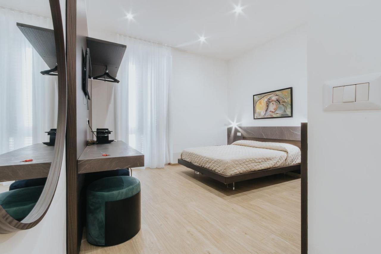 Camera Matrimoniale con Bagno Privato