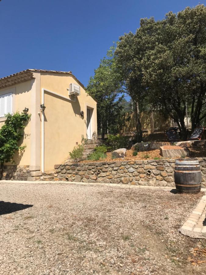 Appartement vacances reposantes au domaine du Mas La Magdelaine - B&B