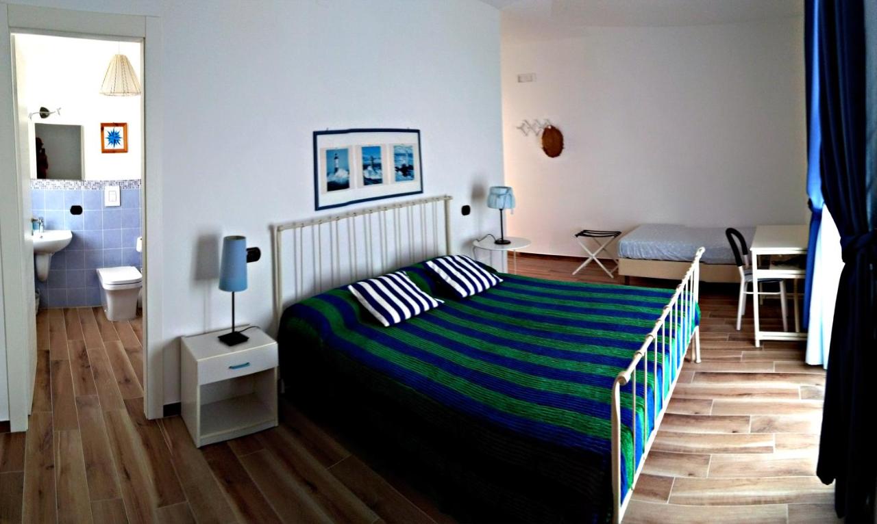 Queen Room with Sea View