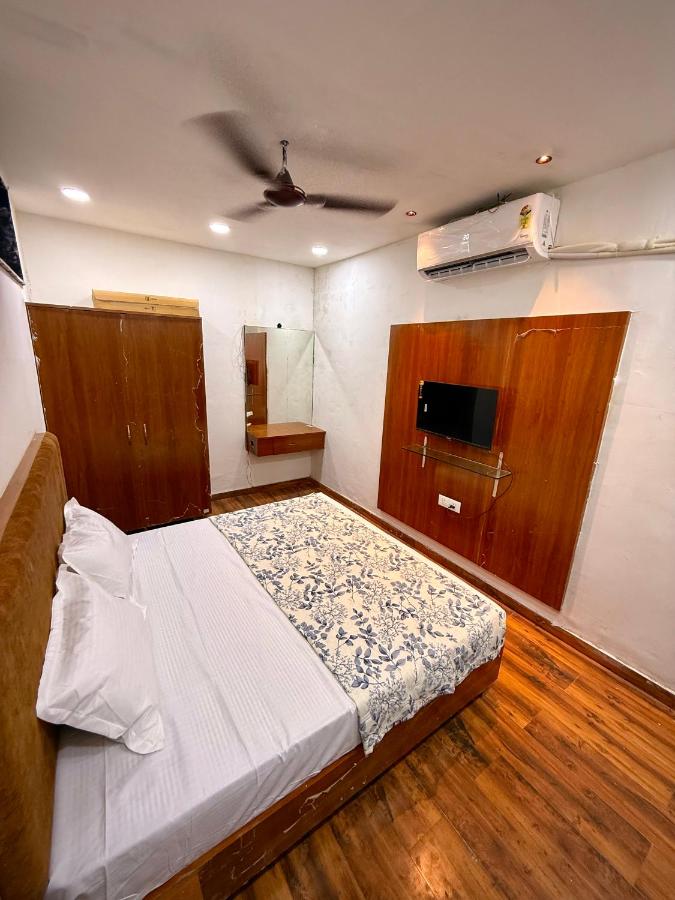 KRUSHNAKuNJ LODGE - B&B Pandharpur