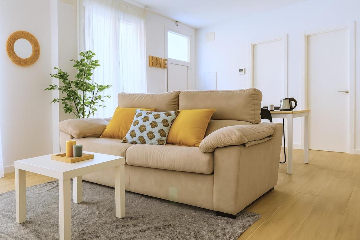 Beautiful apartment in Puente de Vallecas - Atocha - B&B Madrid