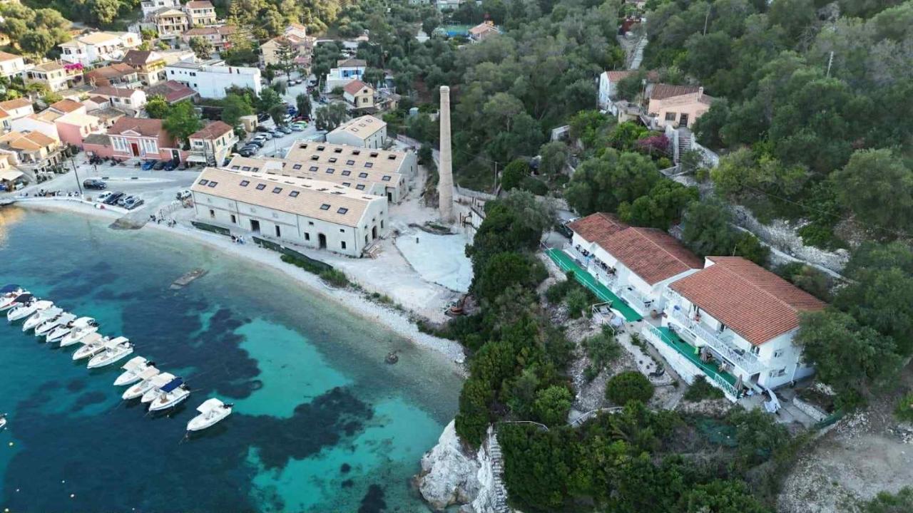 Aronis Spyros Panoramic Seaview Apartments - Bed and Breakfast Longós