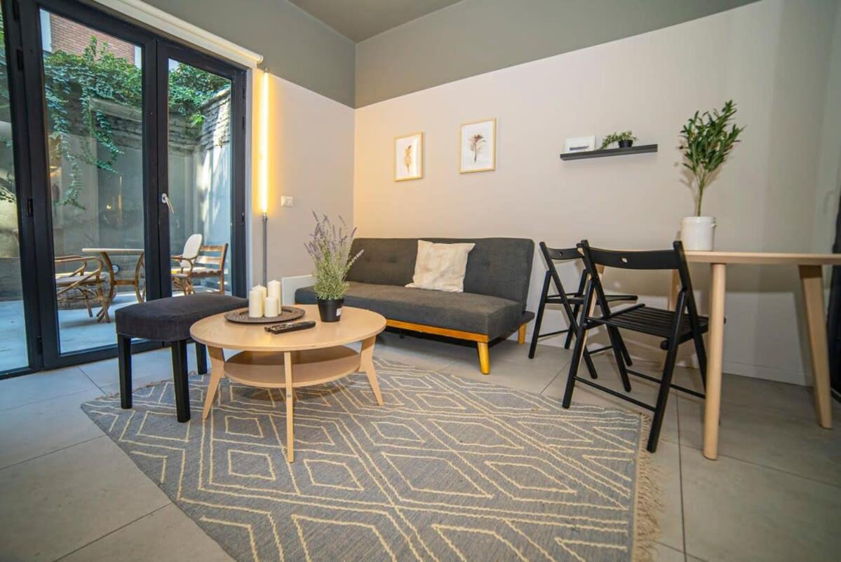 Apartment Private Terrace Steps from Metro - Ferienwohnung Santiago