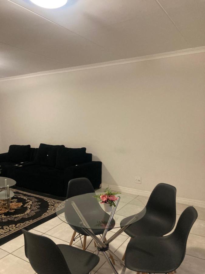 2 Bedroom Apartment At The Blyde - B&B