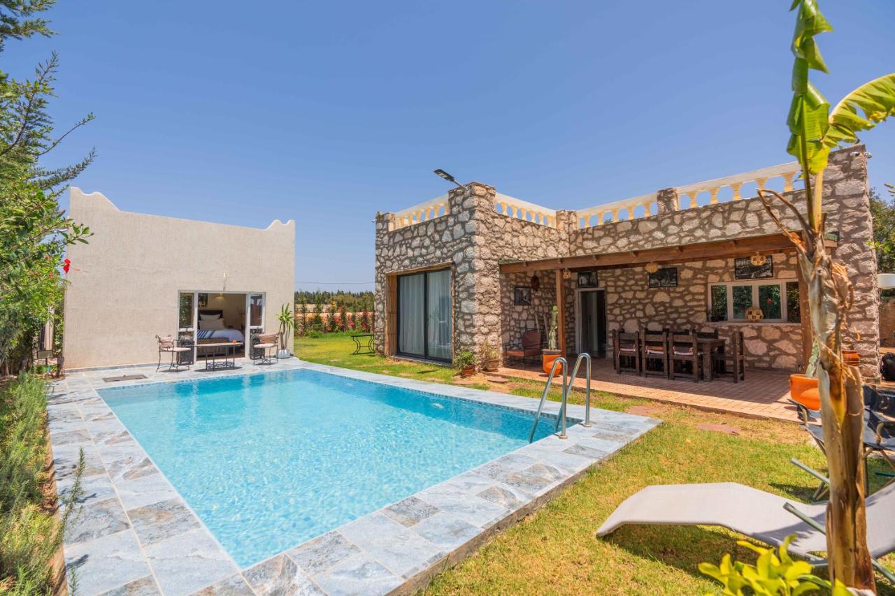 Villa paisible à Bouzama-Essa - B&B