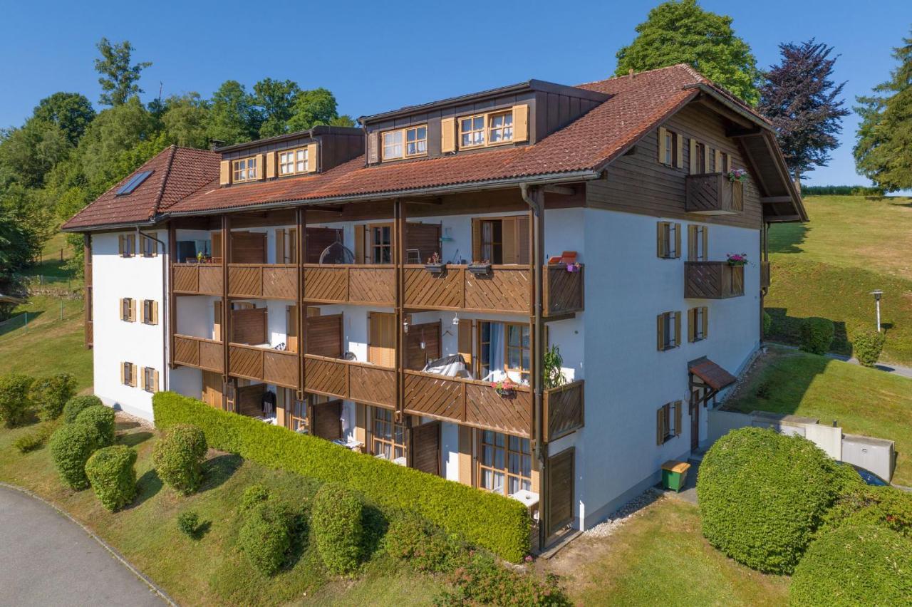 Modern & central with a view - B&B Waldkirchen