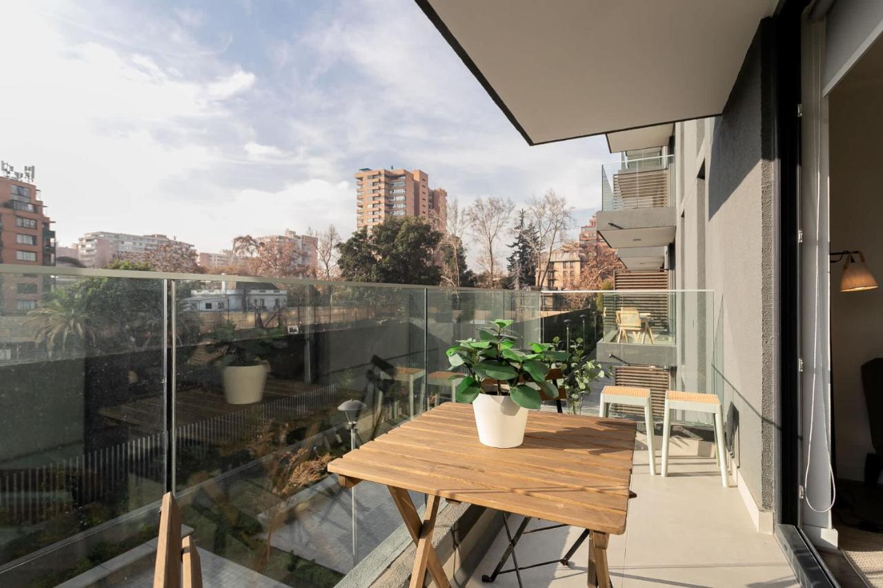 Modern 3BR Apartment in Providencian - Sleeps 6 - B&B Santiago