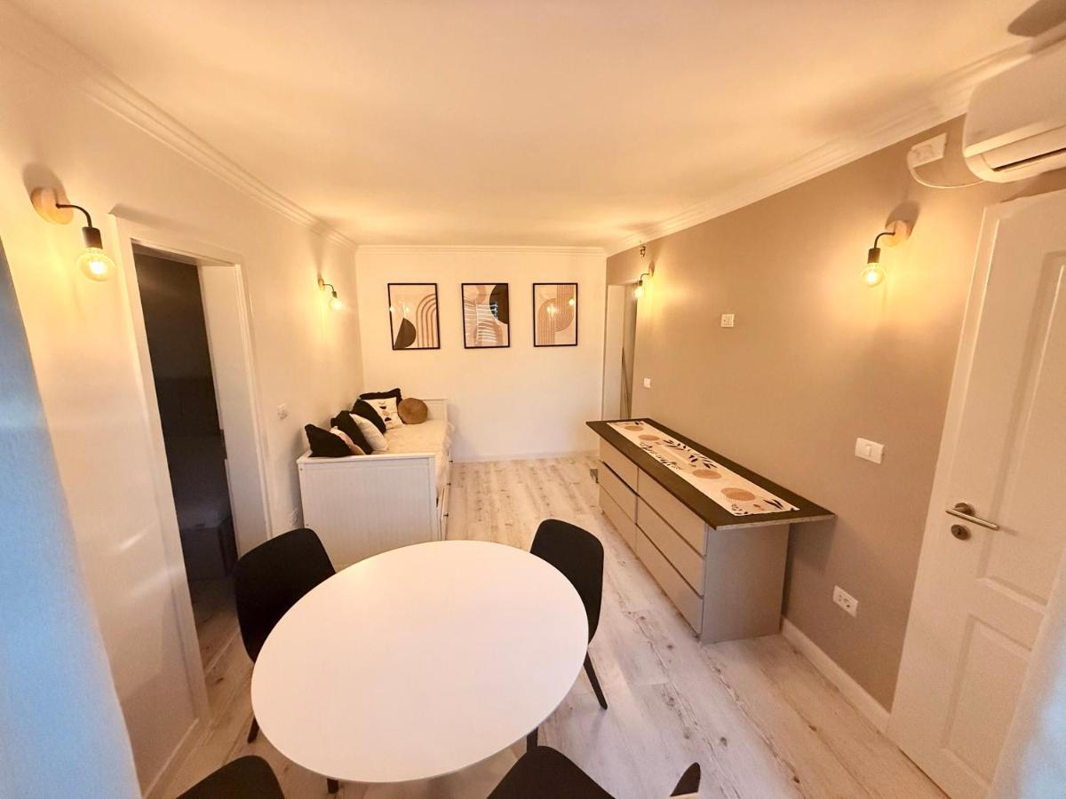 Cozy Apartment Timisoara - B&B Timişoara