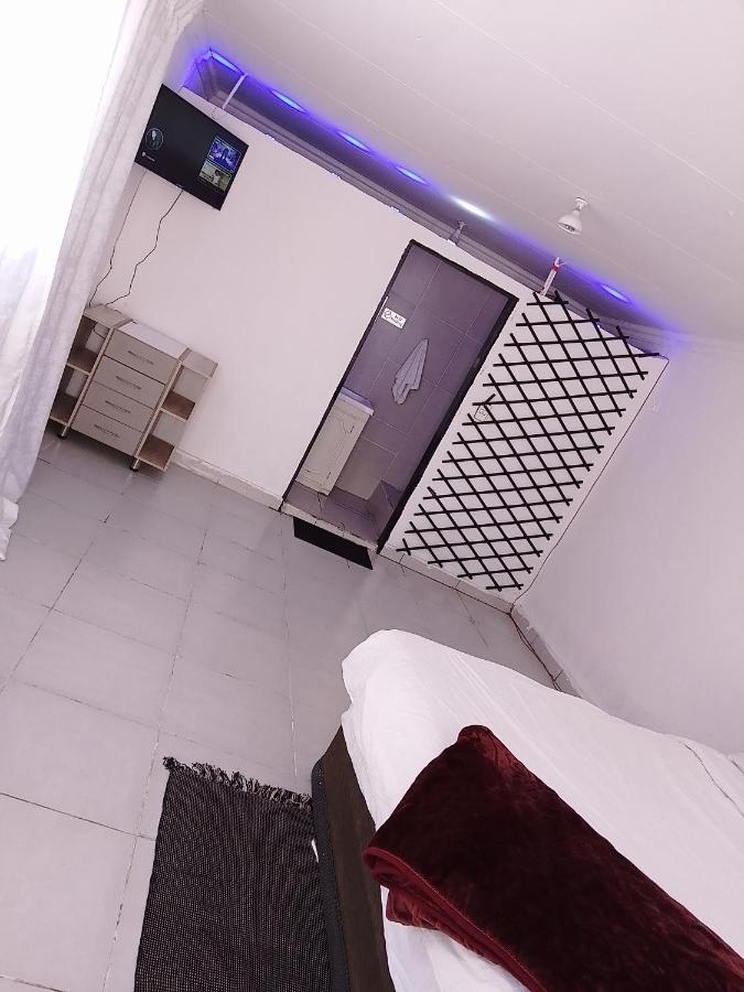 chikos premium rooms - Bed and Breakfast Rustenburg