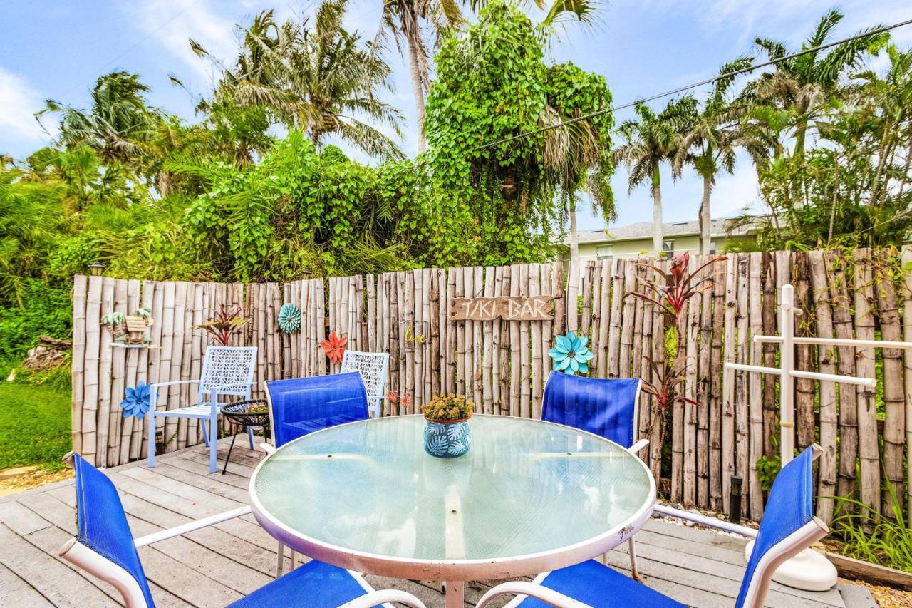 Tiki Retreat - B&B