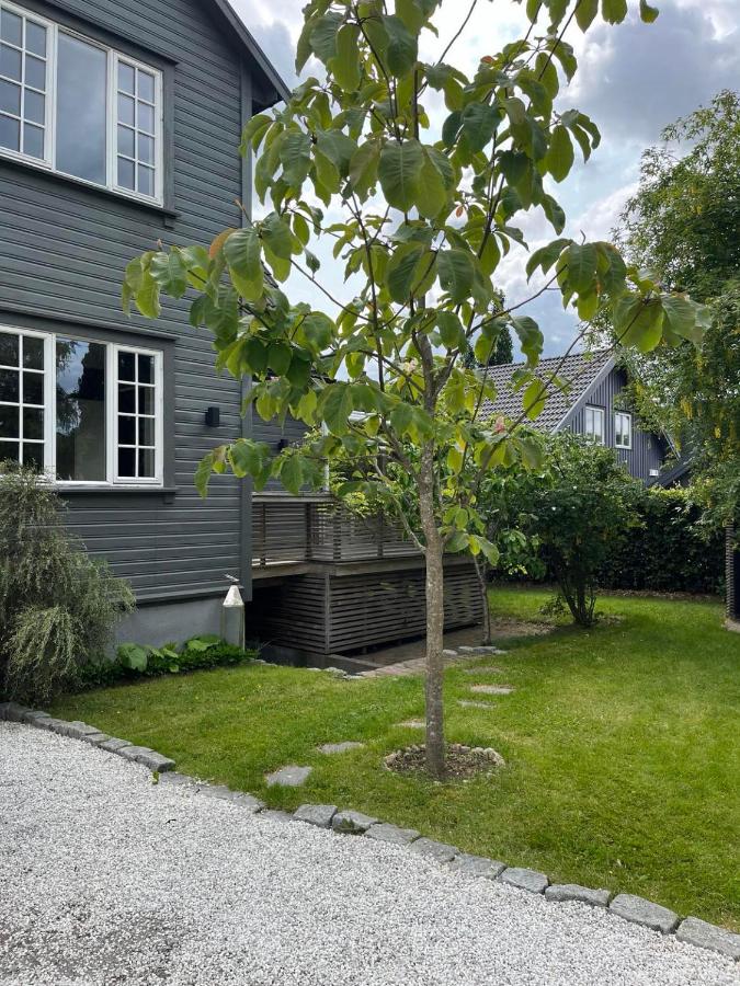Central apartment in Lund - B&B