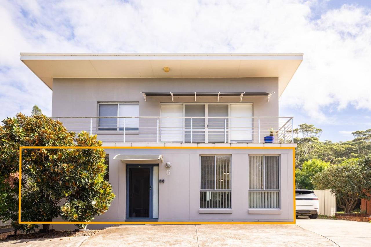 Magnolias, 6 Marine Dr - air con, linen and Wi-Fi - B&B Fingal Bay