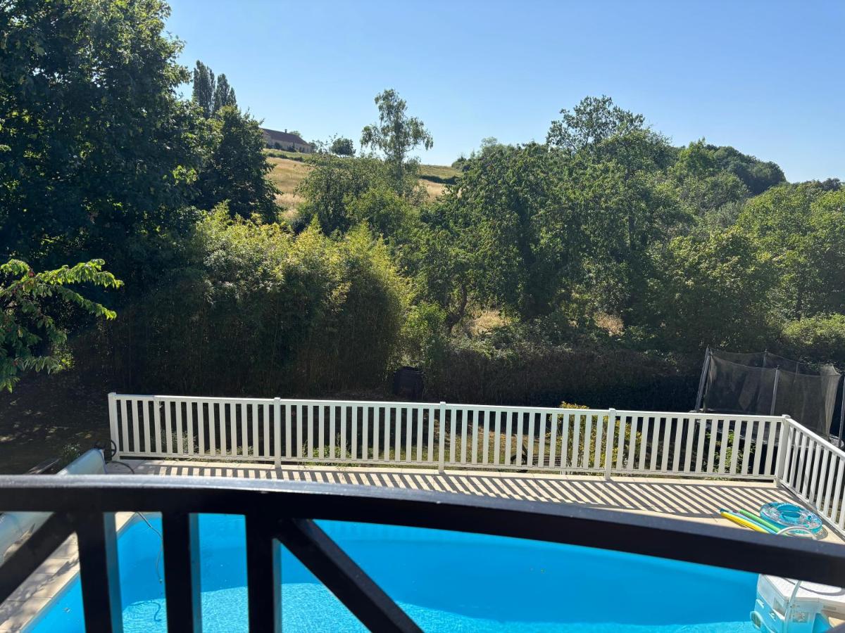 Le Mondementais - Gîte en Champagne avec piscine - B&B
