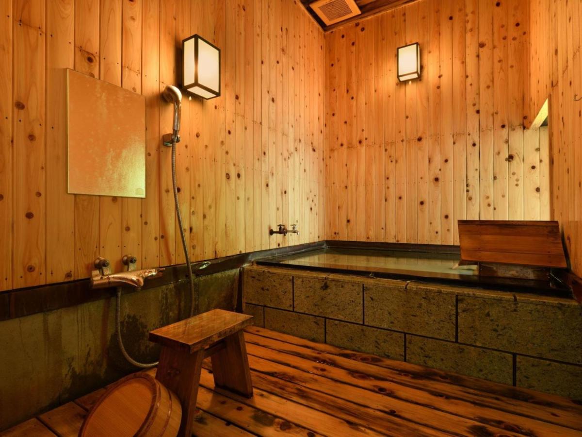 Japanese-Style Room