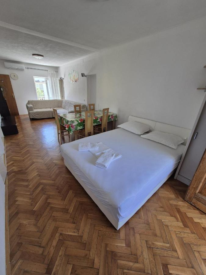 Studio-Apartment