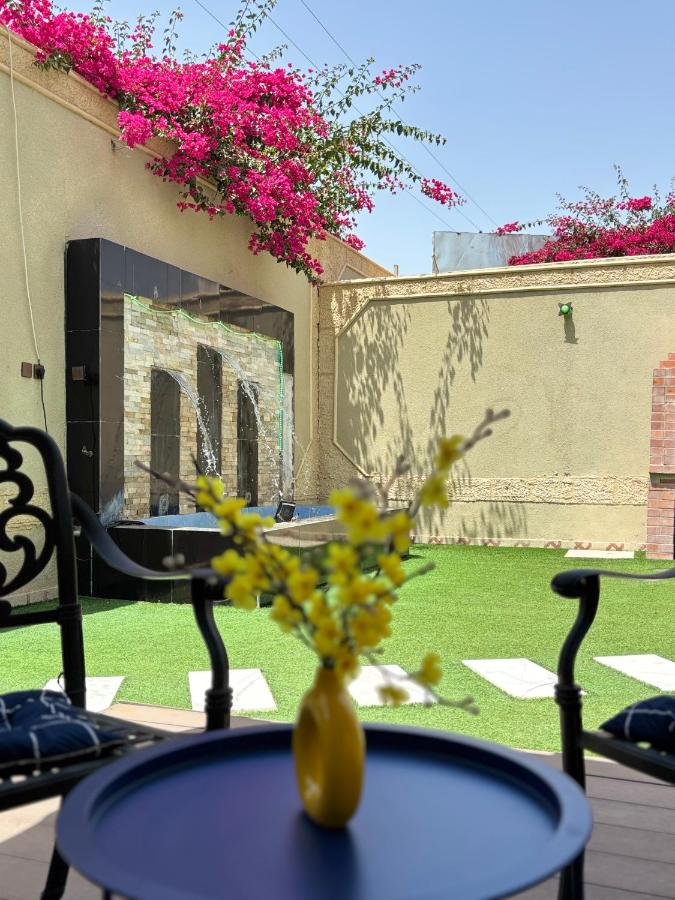 شاليهات درة المئة - B&B