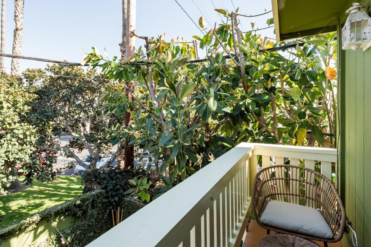 Silver Triangle Oasis with Verdant Backyard - Ferienwohnung Los Angeles