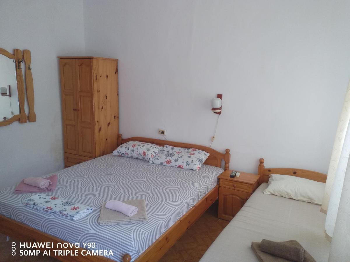 Habitación Triple con balcón