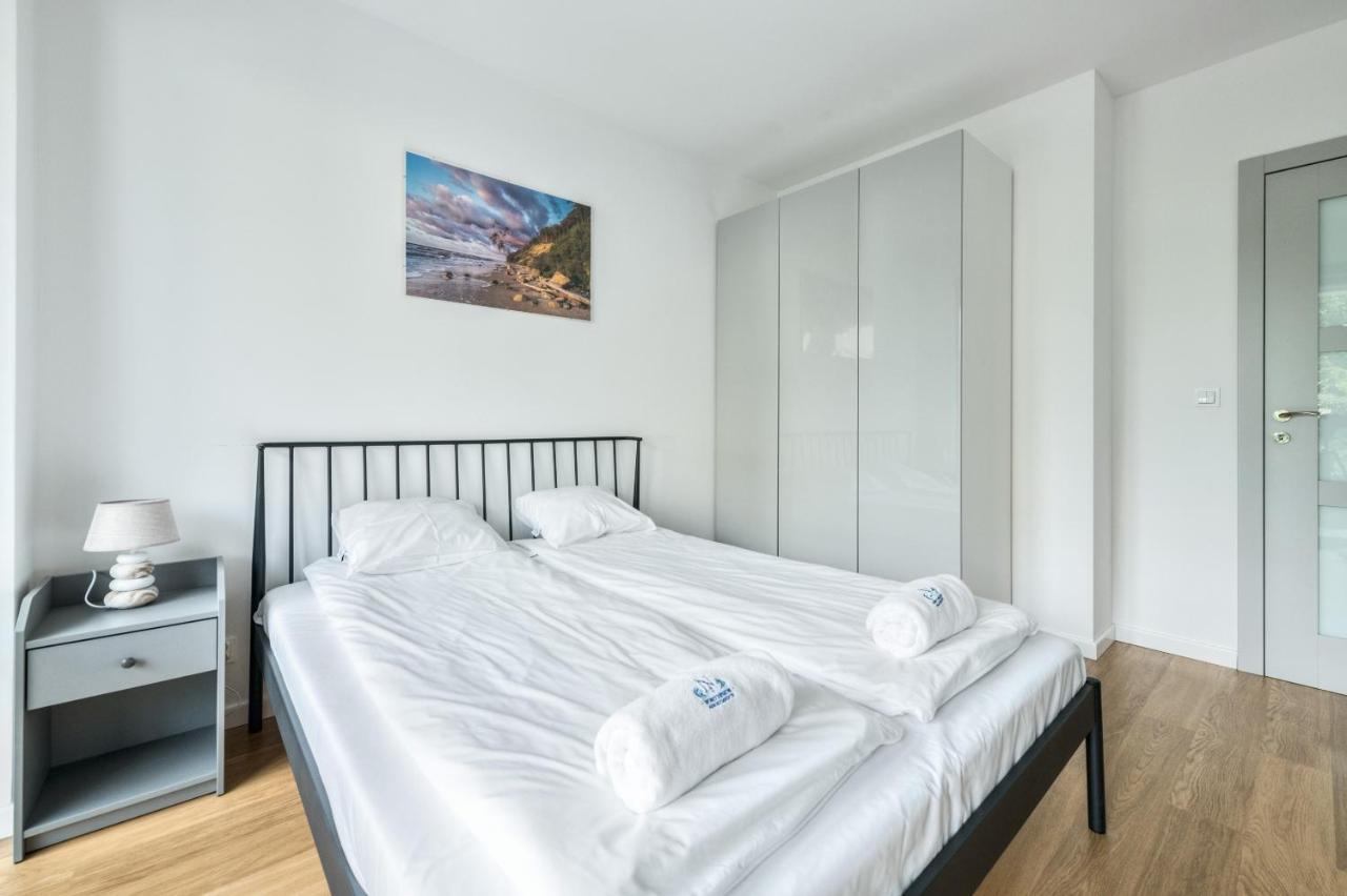 One-Bedroom Apartment with Balcony