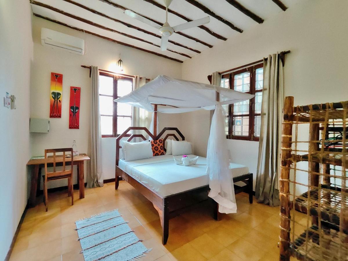 Kamer met Kingsize Bed