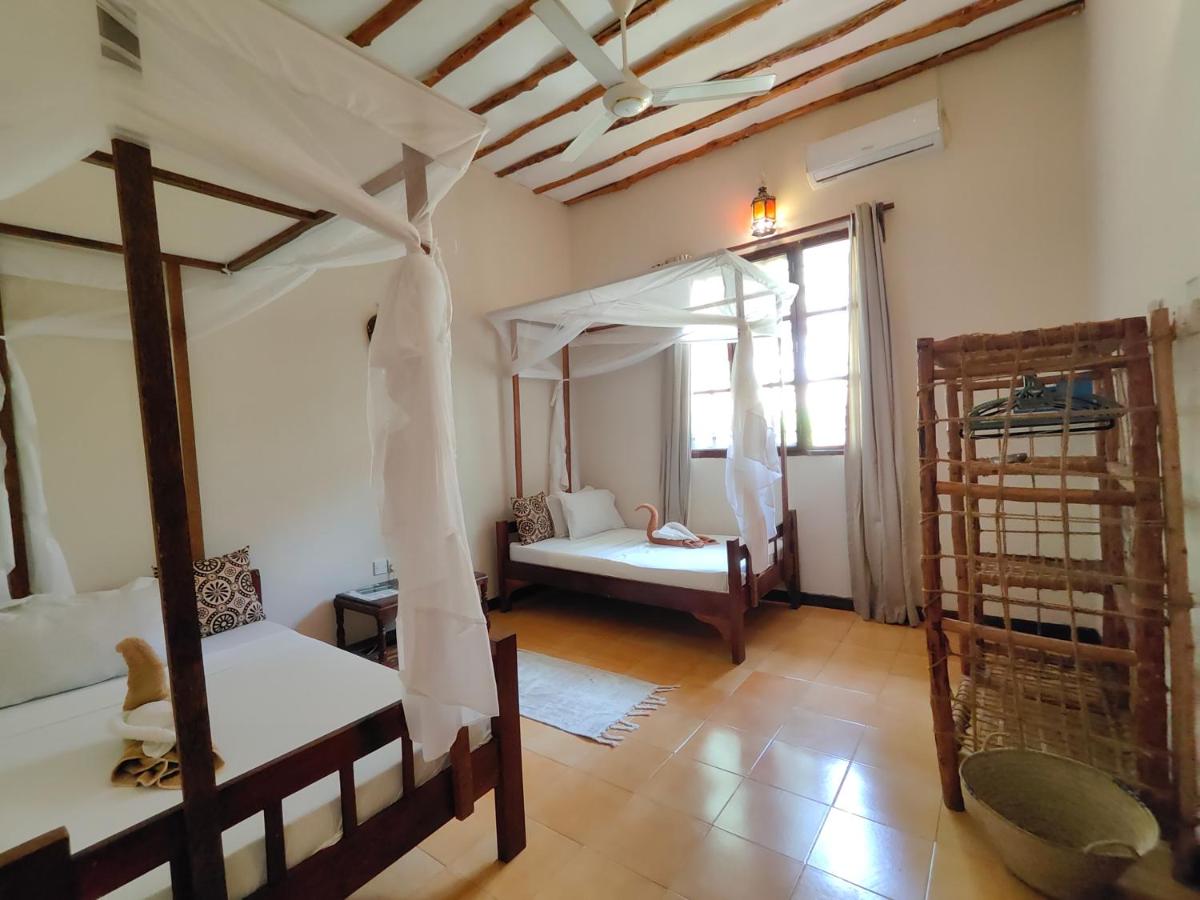Tweepersoonskamer met 1 of 2 Bedden en Badkamer
