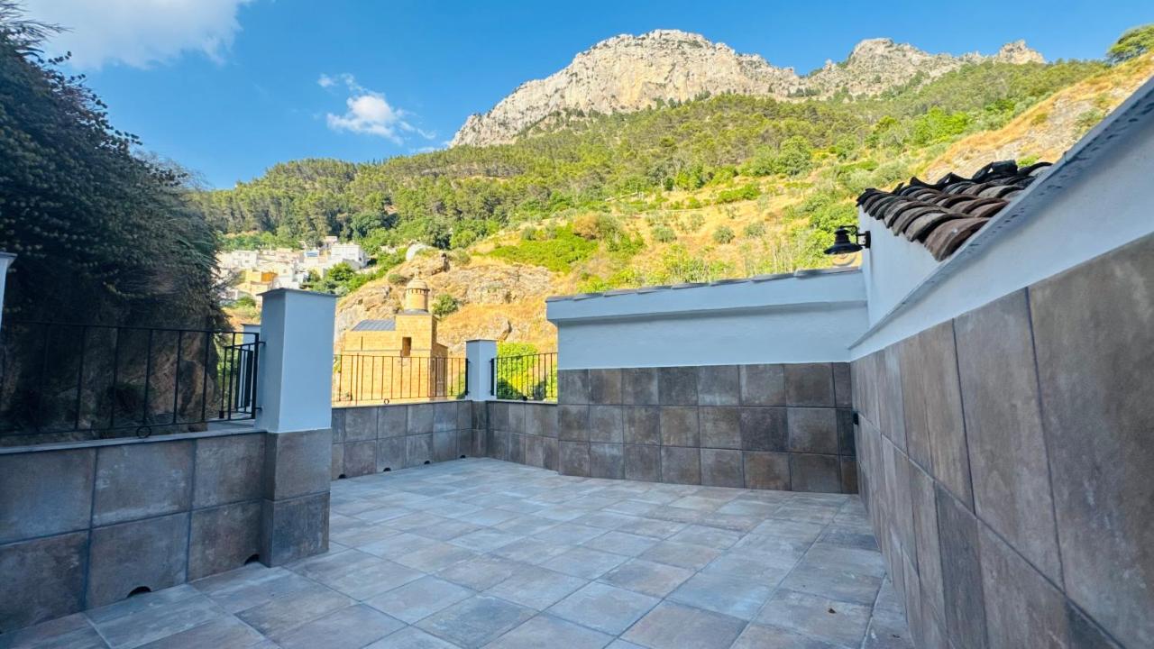 Apartamentos Ladera del Castillo - B&B Cazorla